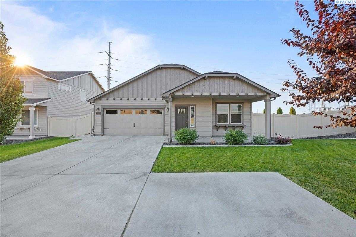 Photo of Newly Listed – 257 Whiskah, Richland, WA 99352