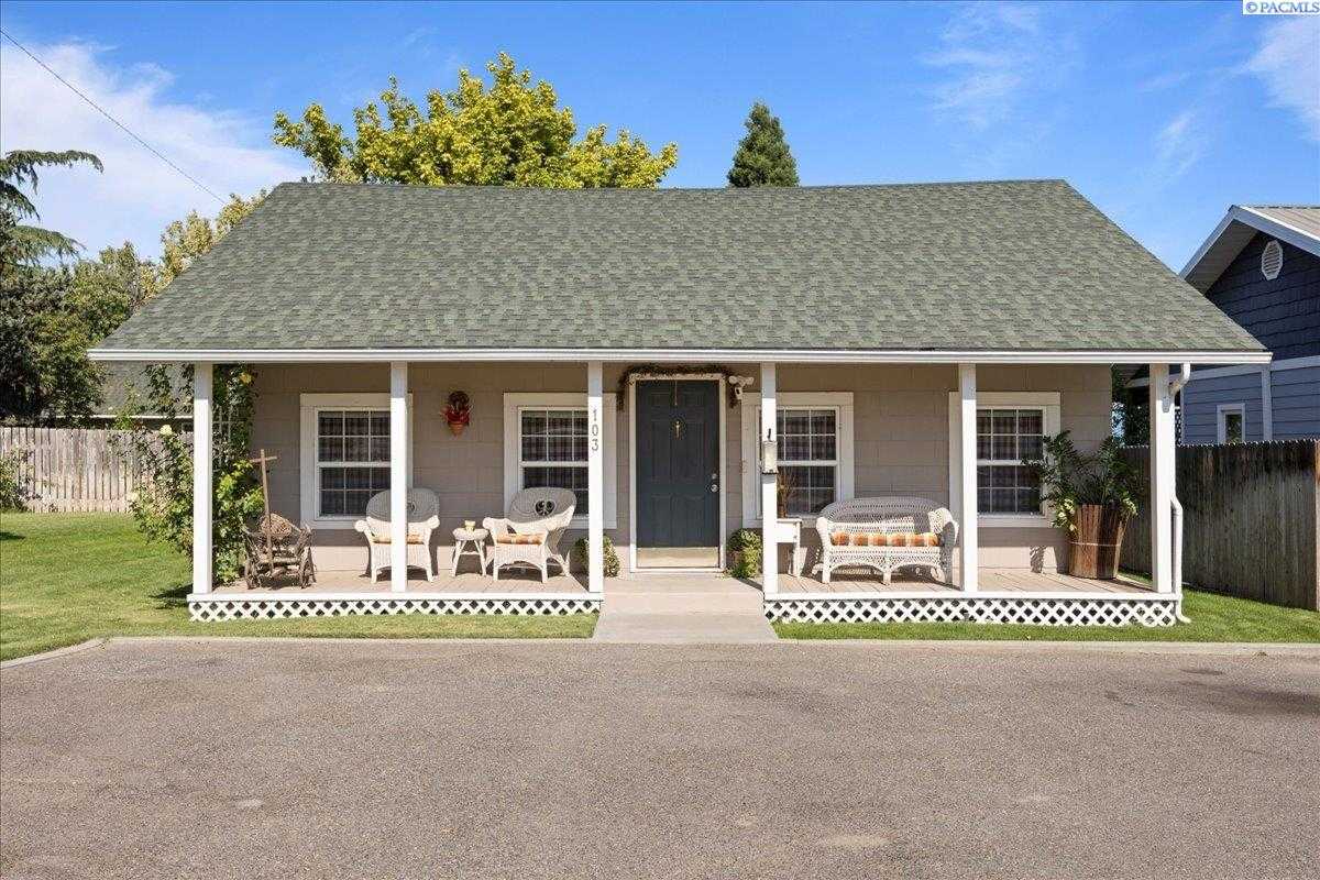 Photo of Newly Listed – 103 E 7th Ave., Kennewick, WA 99336