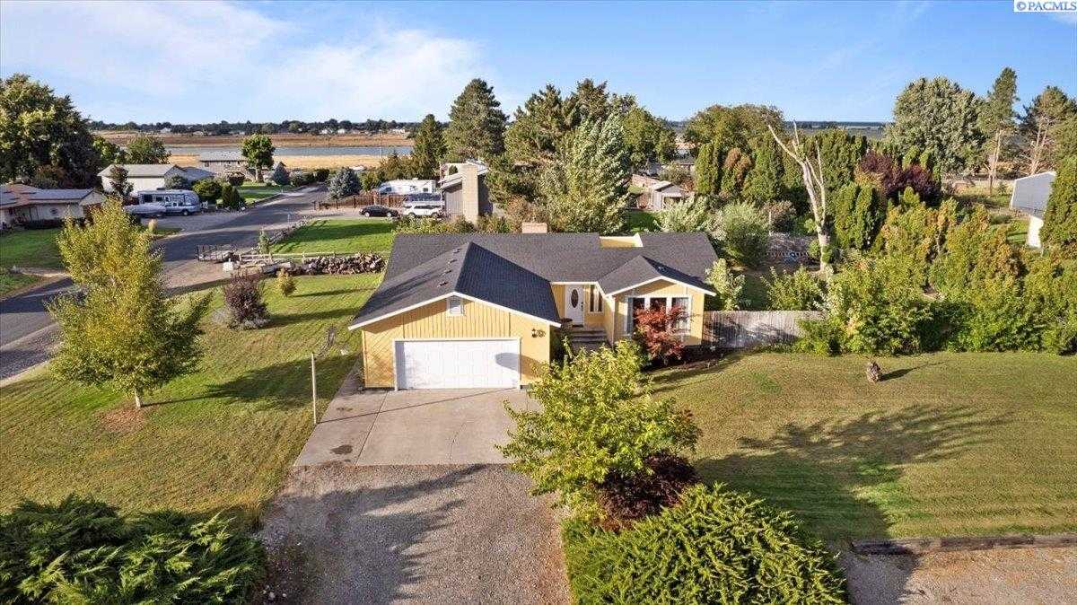 Photo of Newly Listed – 239 Ryan Ave., Burbank, WA 99323