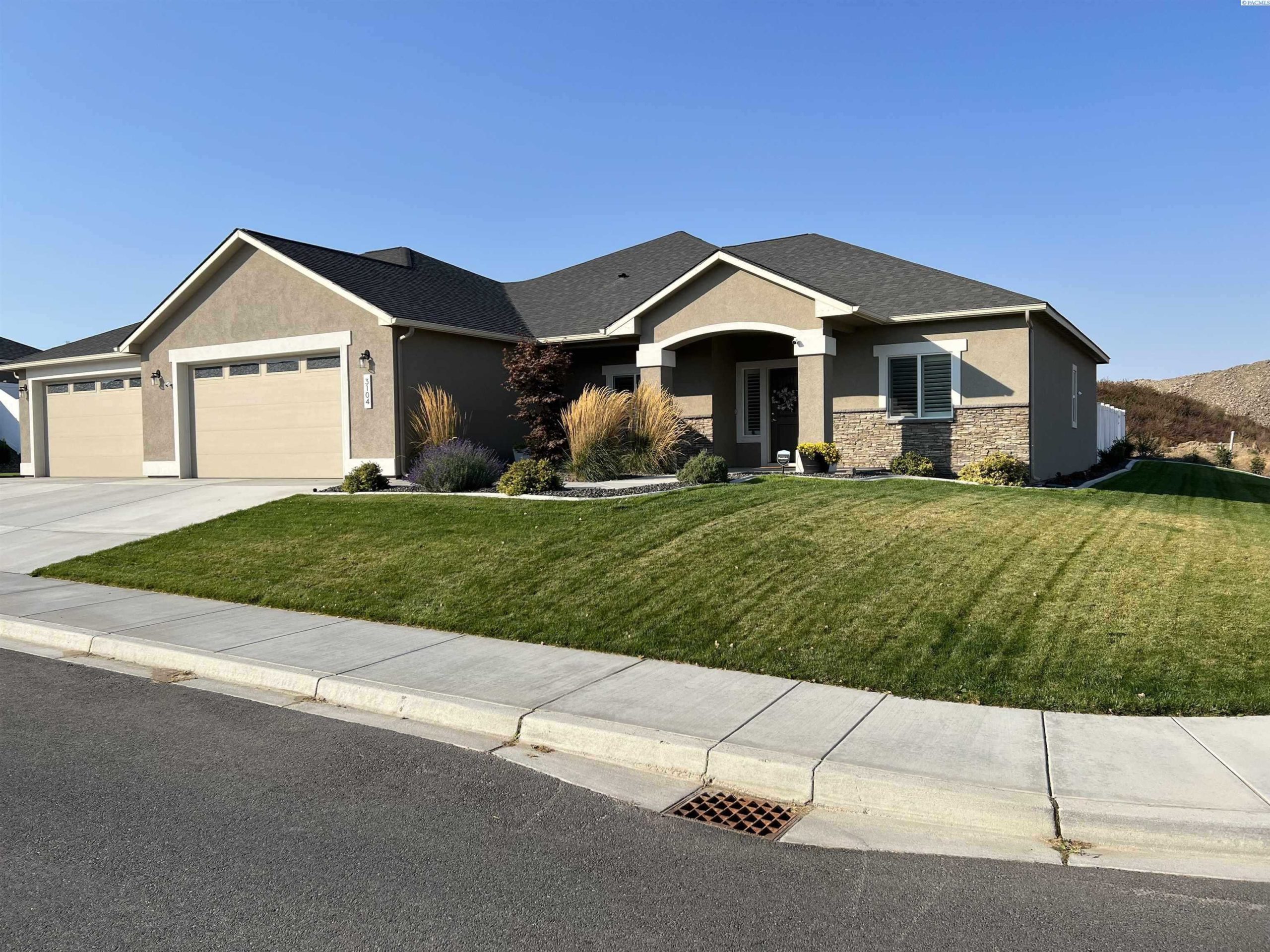 Photo of Newly Listed – 3104 S Zimmerman St., Kennewick, WA 99338