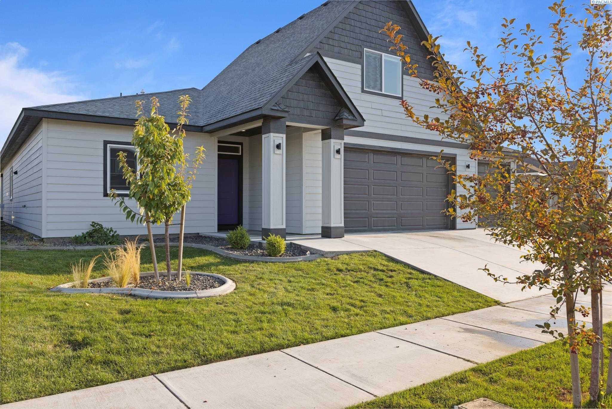 Photo of Newly Listed – 2446 Brodie Lane, Richland, WA 99352