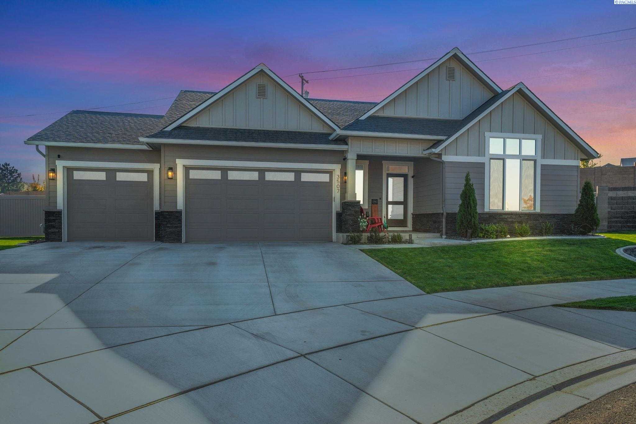 Photo of Newly Listed – 3507 S Mckinley St, Kennewick, WA 99338