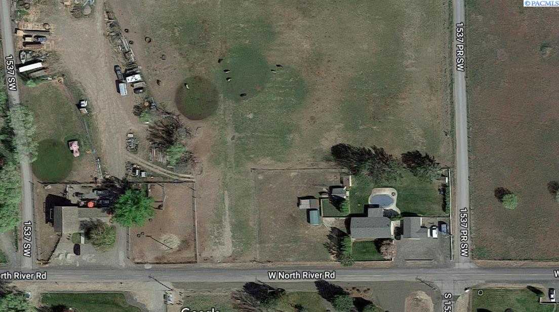 Photo of Newly Listed – 9909 S 1544 Prsw, Prosser, WA 99350