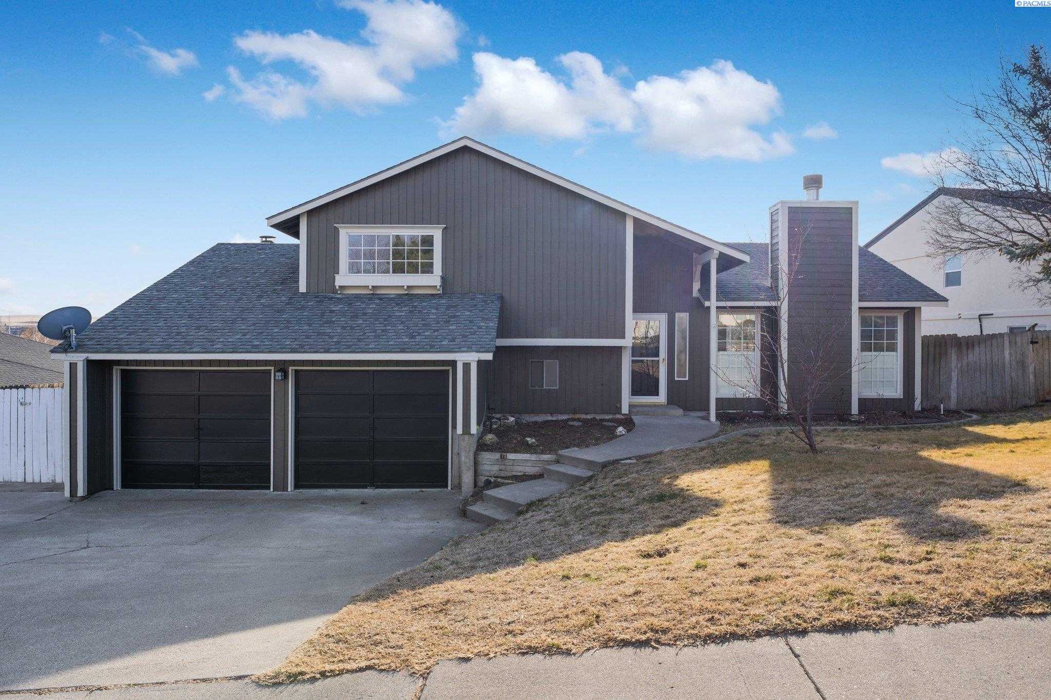 Photo of Newly Listed – 541 Carner Street, Richland, WA 99352