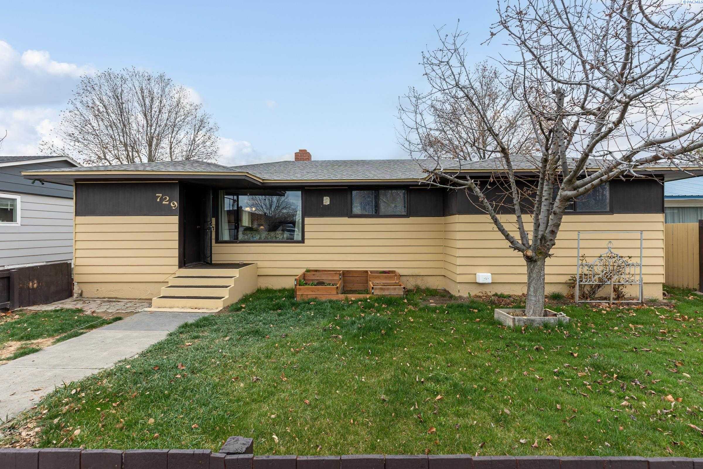 Photo of Newly Listed – 729 S Burke, Connell, WA 99326