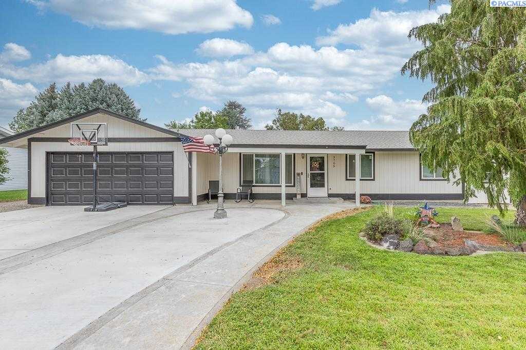 Photo of Newly Listed – 3705 W Park St, Pasco, WA 99301