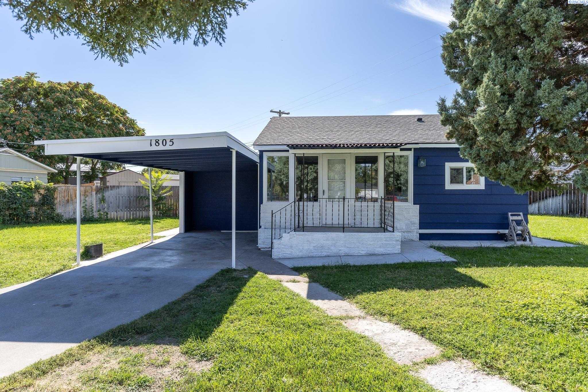 Photo of Newly Listed – 1805 Williams Blvd, Richland, WA 99354