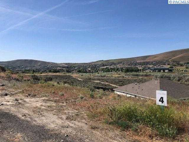 Photo of Newly Listed – 1037 Sagebluff Lane, Richland, WA 99352