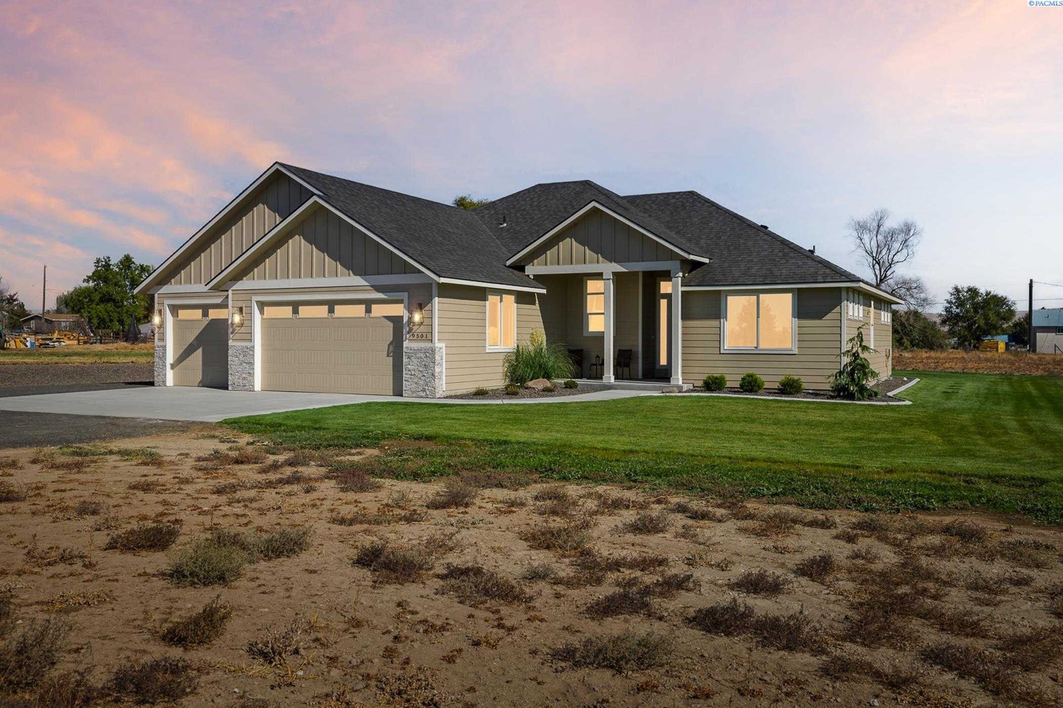 Photo of Newly Listed – 9501 S 1544 Prsw, Prosser, WA 99350