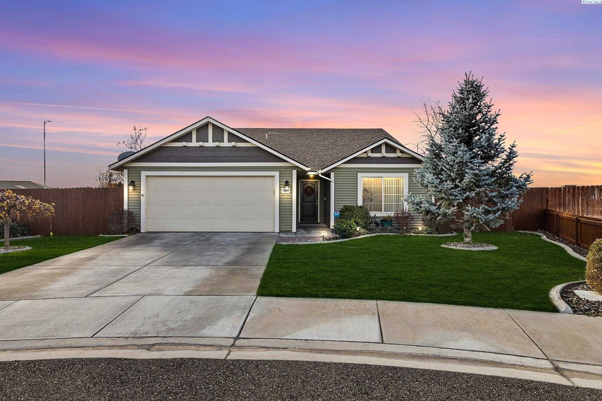 Photo of Newly Listed – 5601 Sidon Ct, Pasco, WA 99301