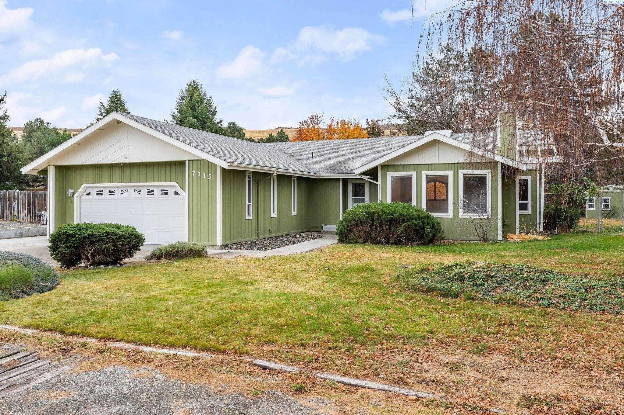 Photo of Newly Listed – 7715 W 13th Ave., Kennewick, WA 99338