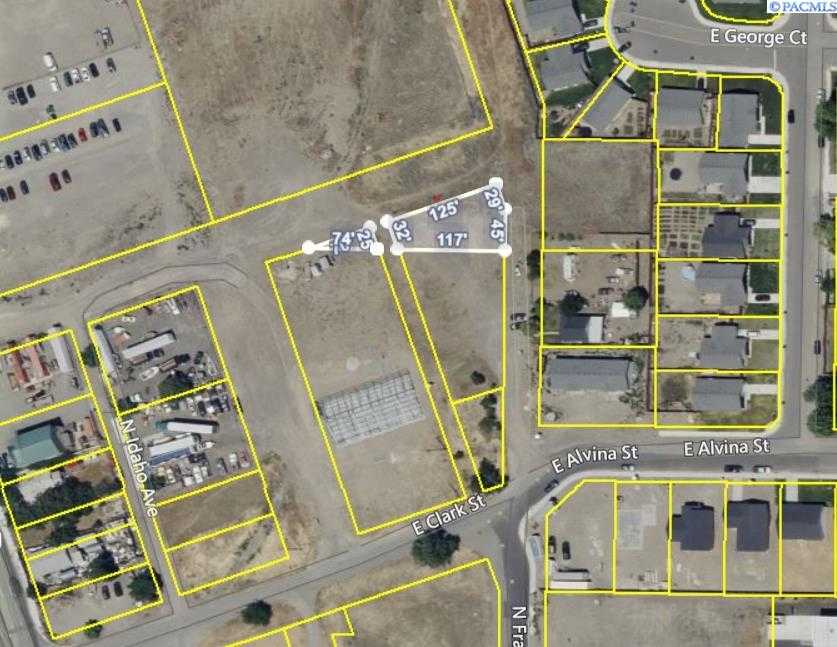 Photo of Newly Listed – Nka Blks 148, Pasco, WA 99301