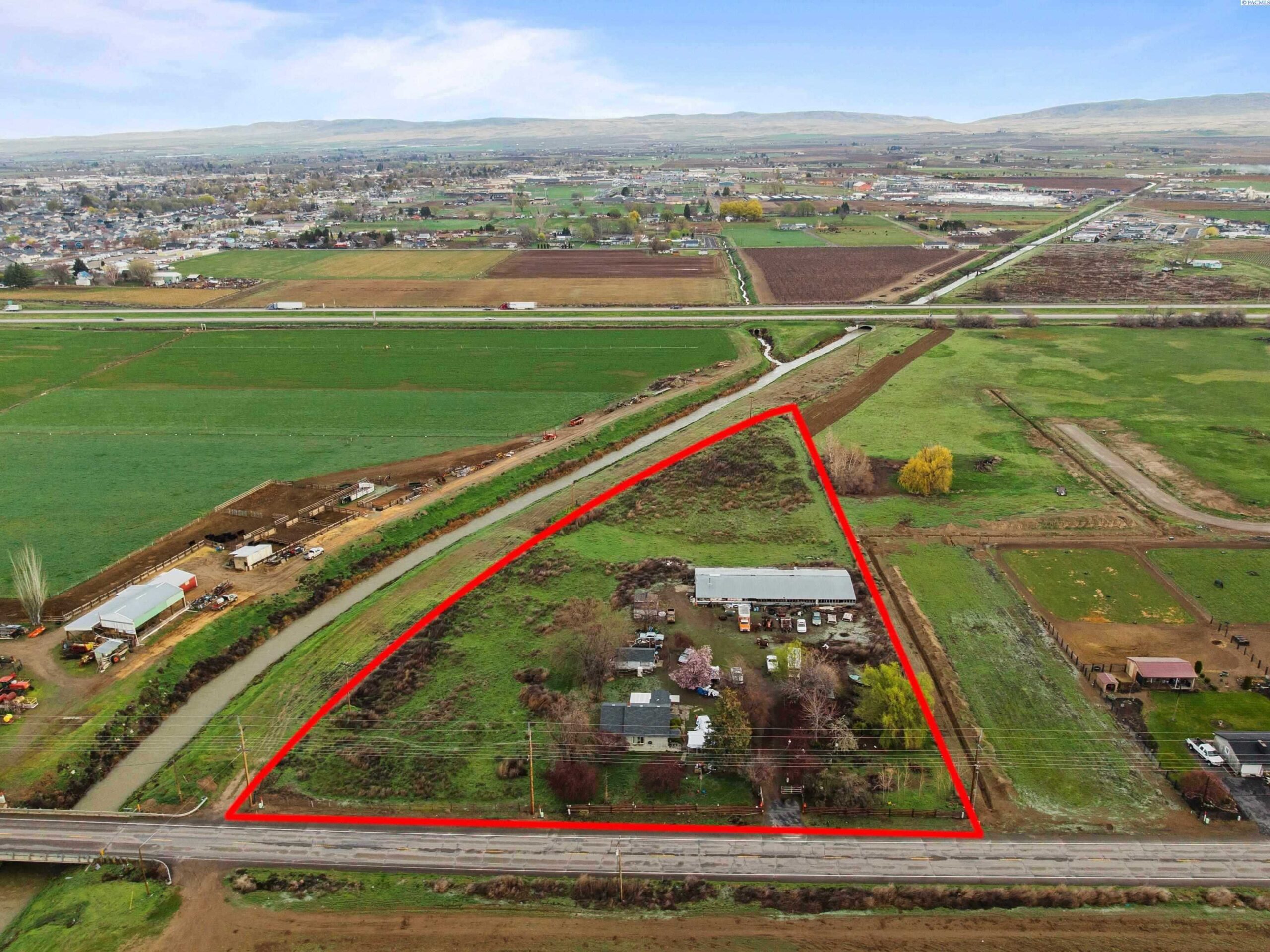 Photo of Newly Listed – 1371 Alexander Rd, Sunnyside, WA 98944