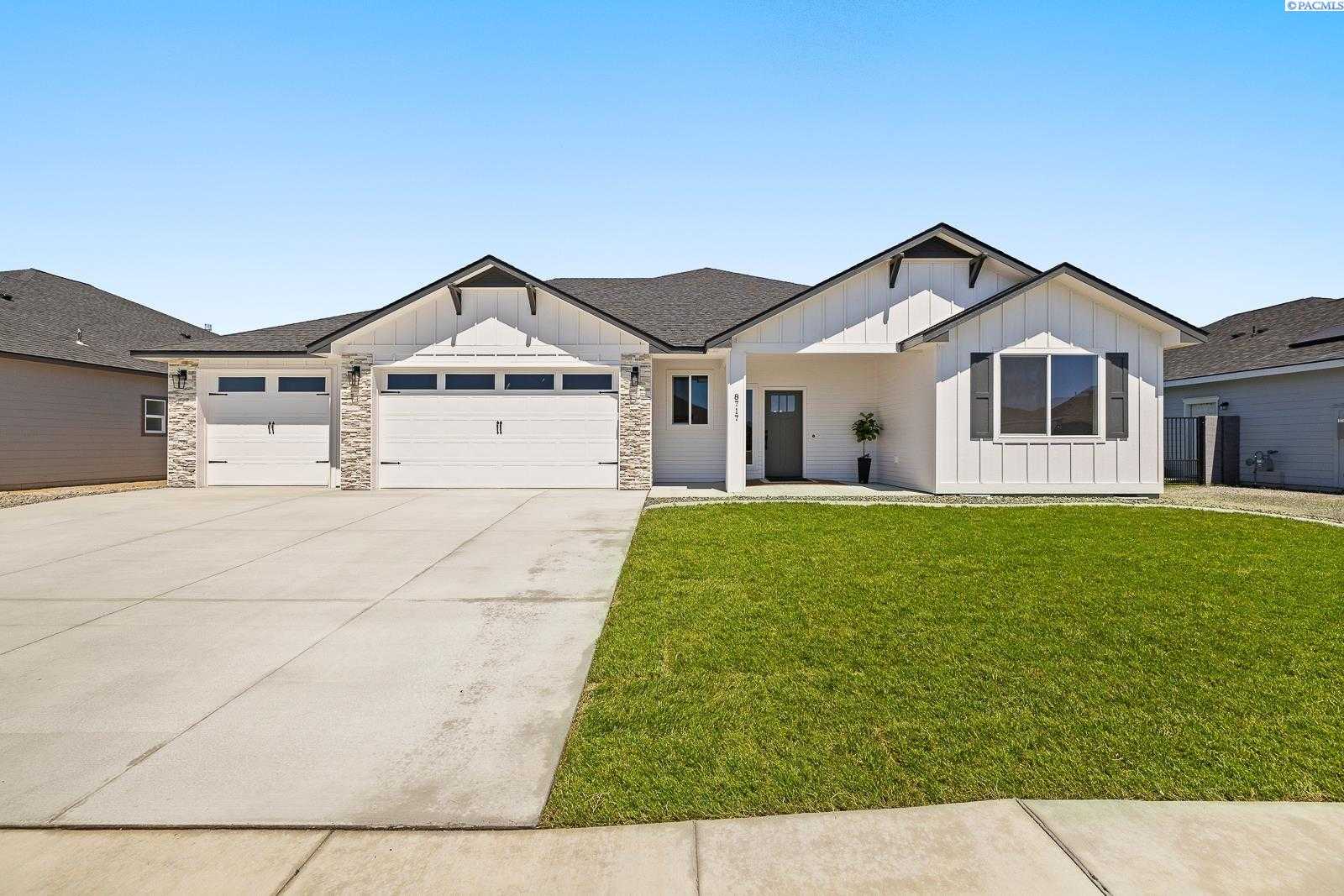 Photo of Newly Listed – 8717 Ashen Dr., Pasco, WA 99301