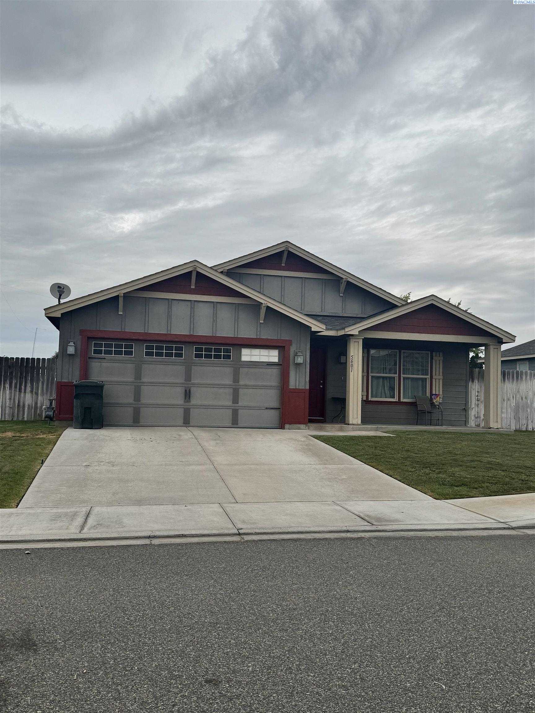 Photo of Newly Listed – 5601 Denver Dr., Pasco, WA 99301