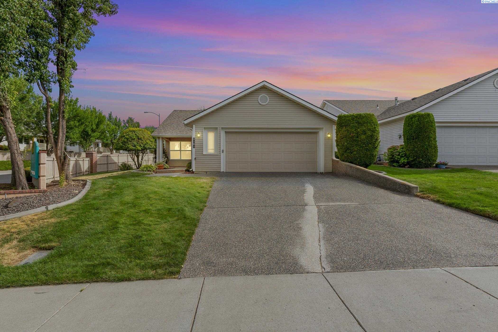 Photo of Newly Listed – 3101 W 34th Ave, Kennewick, WA 99337