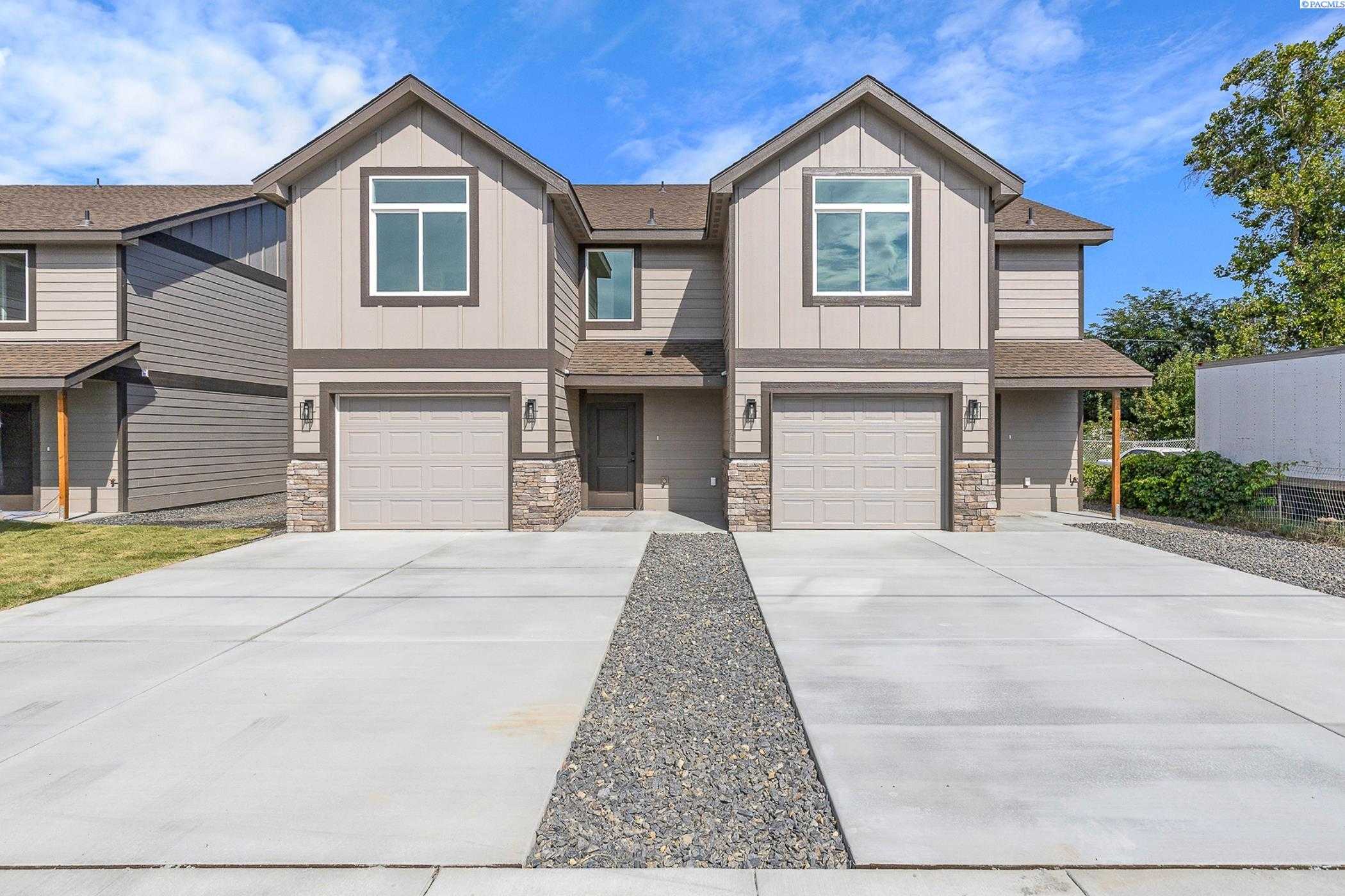 Photo of Newly Listed – 609 N Rd 34, Pasco, WA 99301