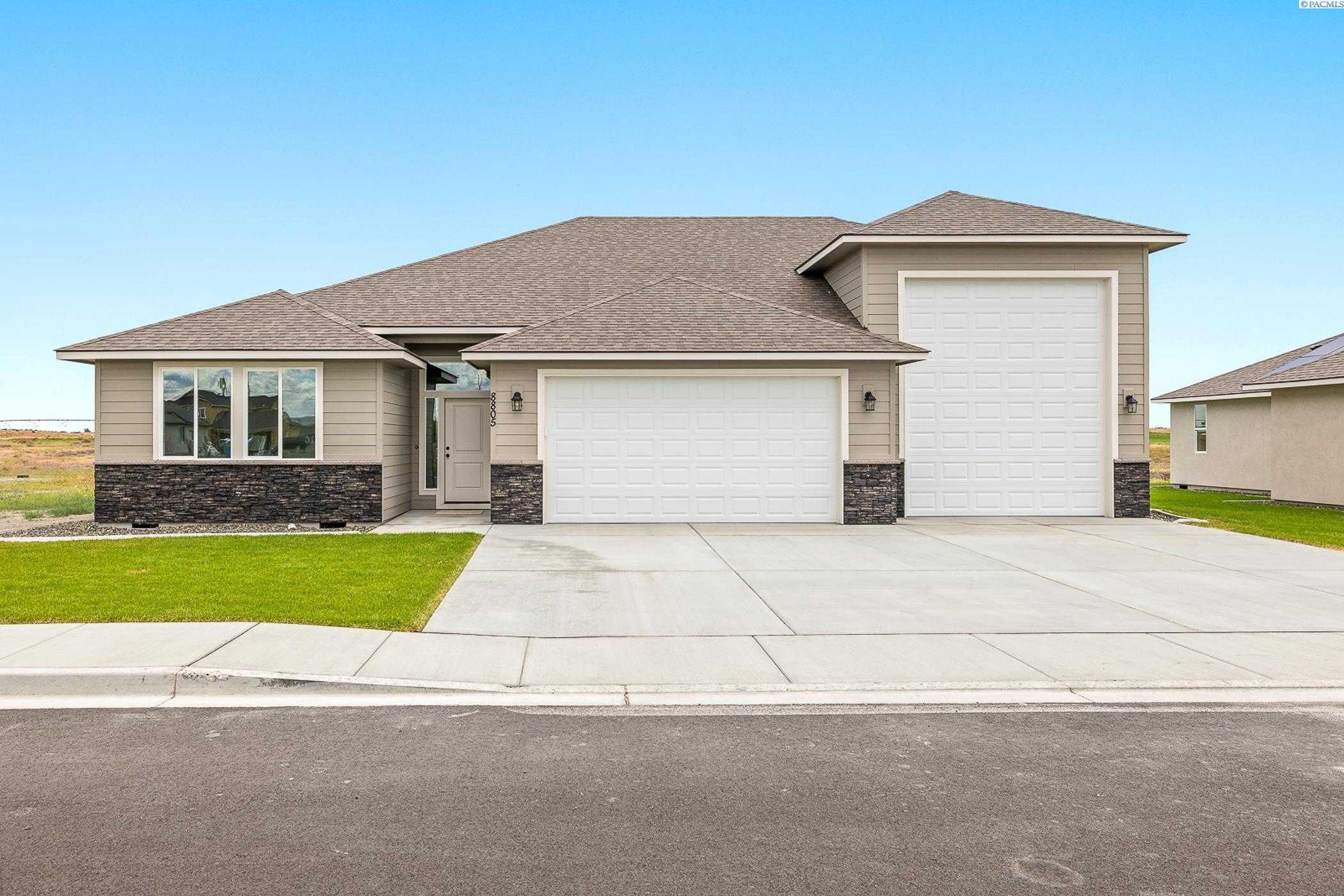 Photo of Newly Listed – 8805 Dusty Maiden, Pasco, WA 99301