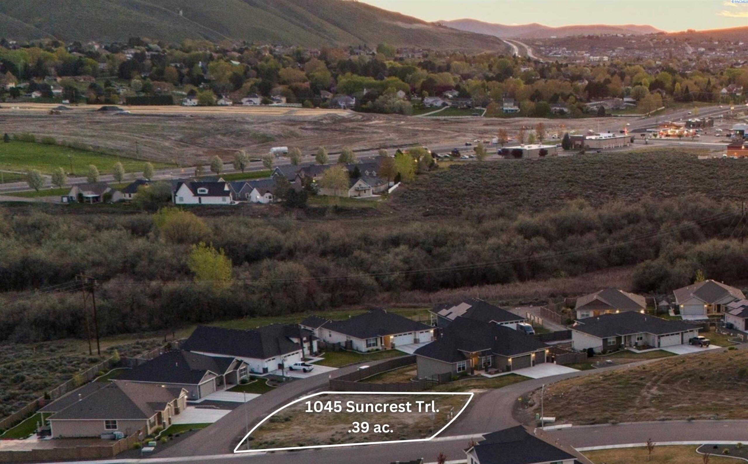 Photo of Newly Listed – 1045 Suncrest Trail, Richland, WA 99352